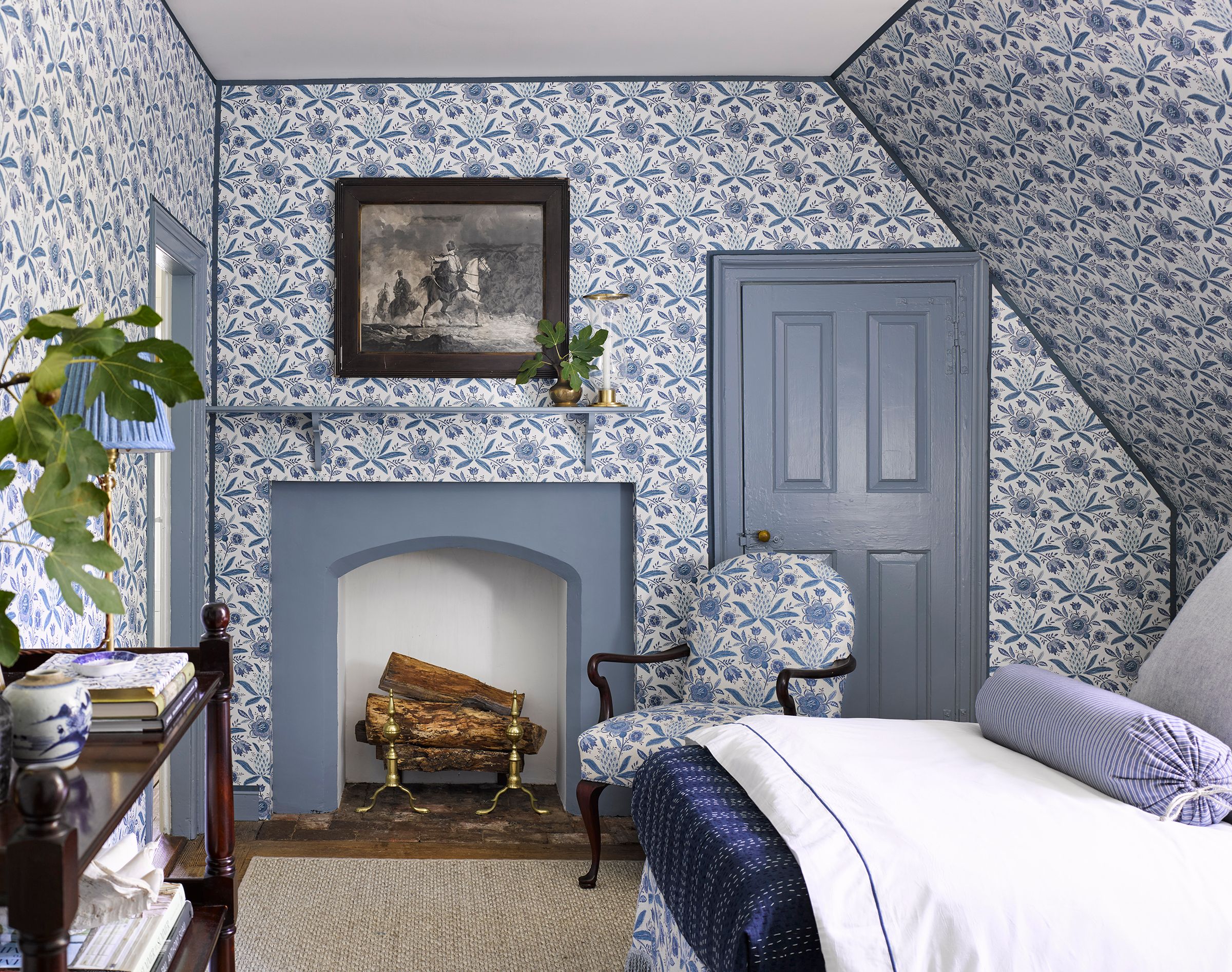 Victorian home wallpaper installation Seattle